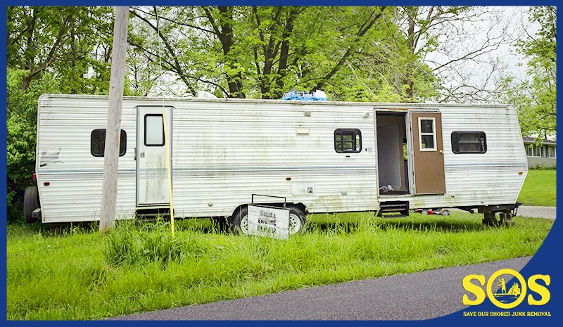 Motorhome Demolition and Removal in Skidmore, Texas